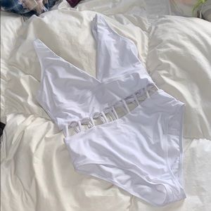 WHITE ONE PEICE SWIM SUIT